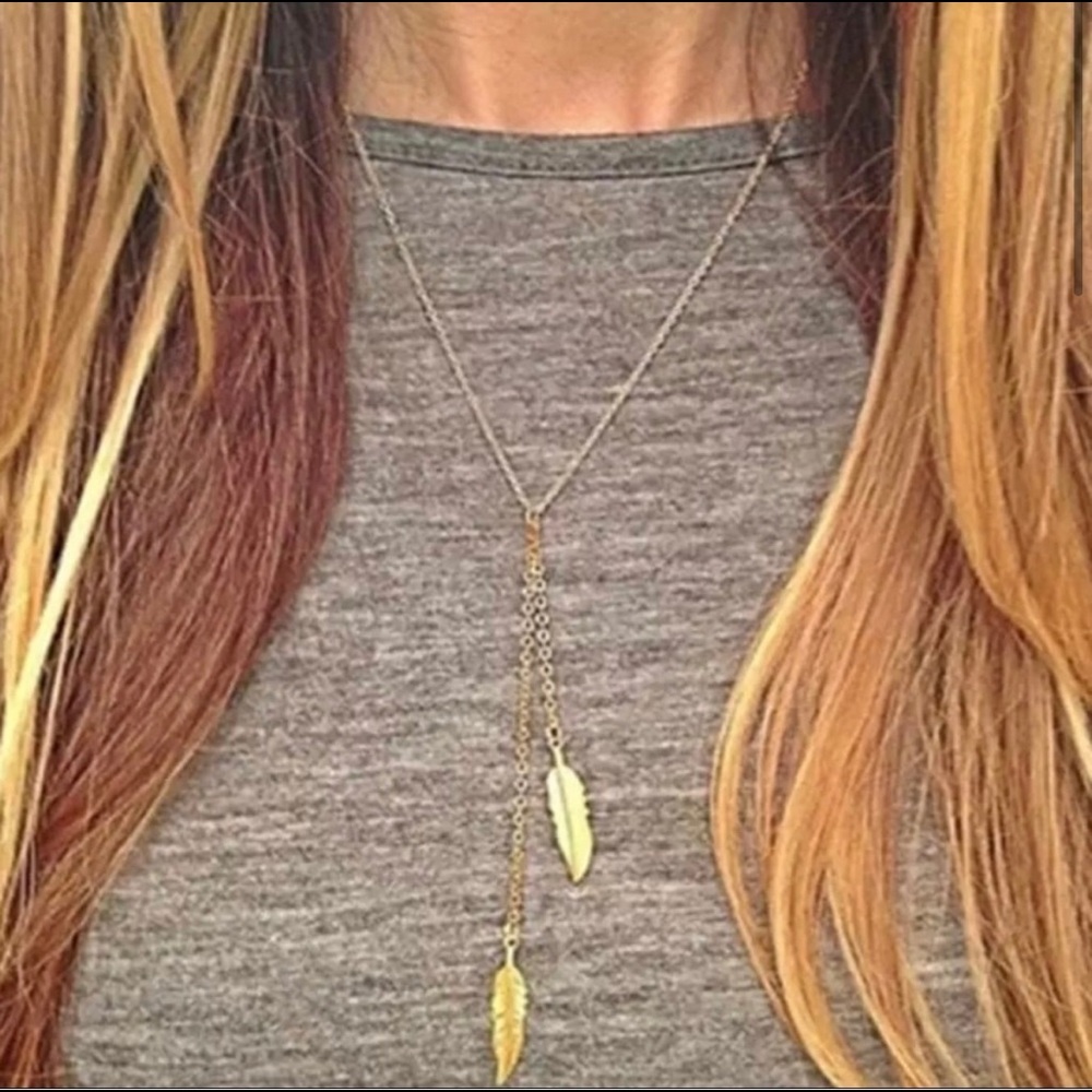 Gold double leaf necklace - Picture 1 of 2